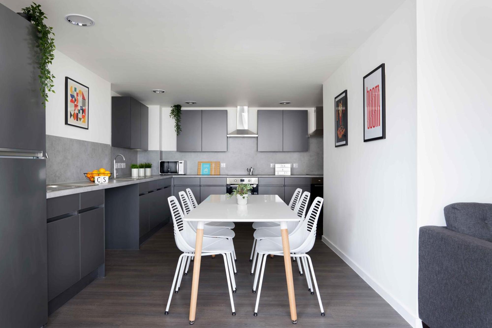 Joivy Trendy Aparthotel Units In Westfield-Adults Only إدنبرة المظهر الخارجي الصورة